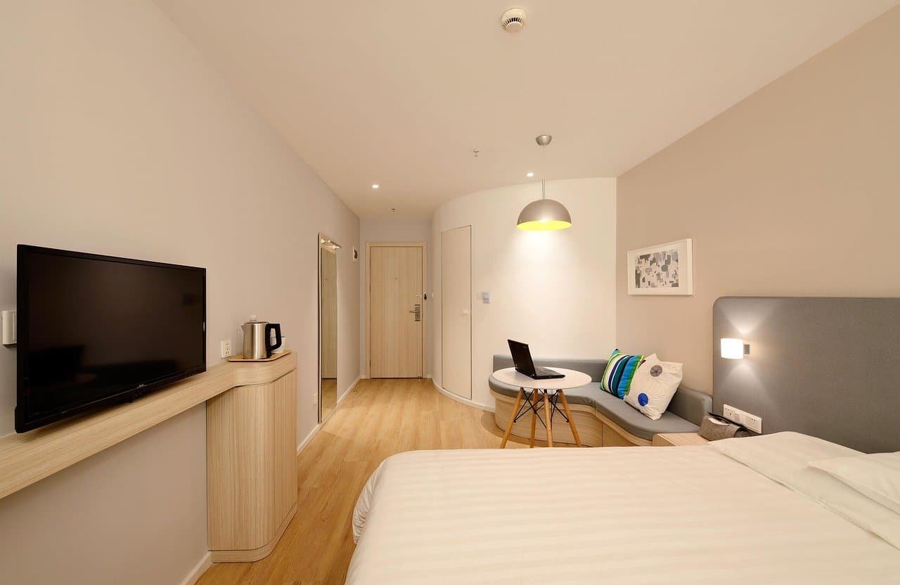 bedroom 1330846 1280